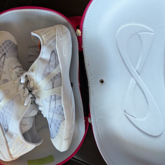 NFINITY ATHLETIC SHOES - Picture 1 of 4